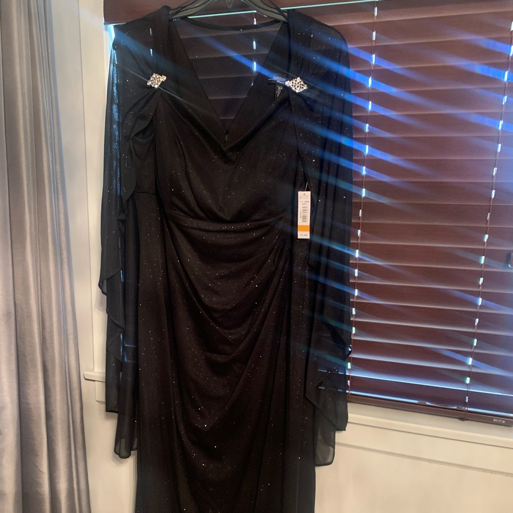 Brand NEW R & M Richards Women’s Caped Gown!